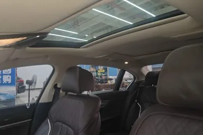 BMW 7 Series 2019, 121000 км, за 272882.11 CNY - фото 27