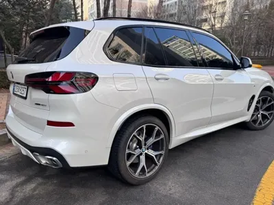 BMW X5 2024, 13025 км, за 100930000 KRW