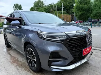 Roewe iMAX8 2022, 76000 км, за 68800 CNY