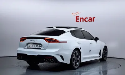 Kia Stinger 2018, 76313 км, за 14990000 KRW
