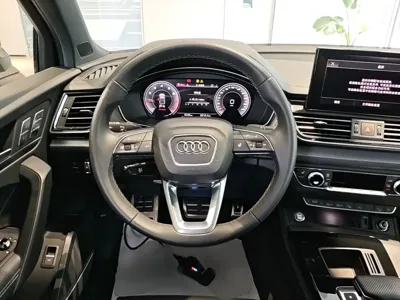 Audi Q5L 2024, 6200 км, за 251100 CNY - фото 11