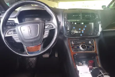 Lincoln Continental 2017, 117899 км, за 74651.18 CNY - фото 9
