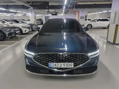 Genesis G90 · 2022 год