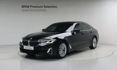 BMW 5-Series · 2022 год