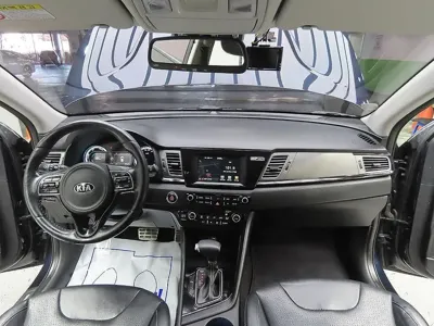 Kia Niro 2018, 77962 км, за 17090000 KRW - фото 7