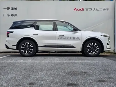Ford Edge 2025, 5600 км, за 238000 CNY