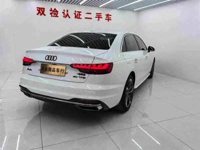 Audi A4L 2020, 67000 км, за 136800 CNY - фото 4
