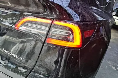 Tesla Model Y 2022, 66300 км, за 169305.37 CNY - фото 9