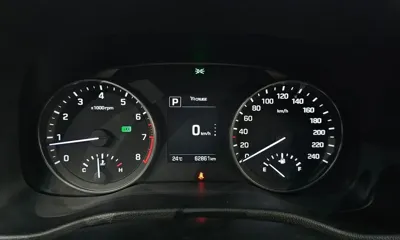 Hyundai Avante 2018, 62861 км, за 8490000 KRW - фото 8