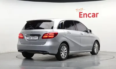 Mercedes-Benz B-Class 2015, 64759 км, за 9800000 KRW