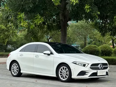 Mercedes-Benz A-Class 2019, 72000 км, за 73000 CNY