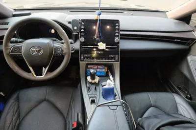 Toyota Avalon 2019, 92200 км, за 102526.97 CNY - фото 9