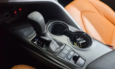 Toyota Camry 2022, 64184 км, за 29300000 KRW - фото 9