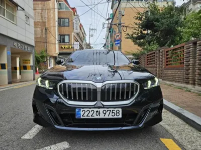 BMW 5-Series · 2024 год