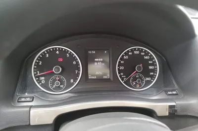 Volkswagen Tiguan 2015, 99900 км, за 51187.44 CNY - фото 24