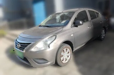 Nissan Sunny · 2015 год