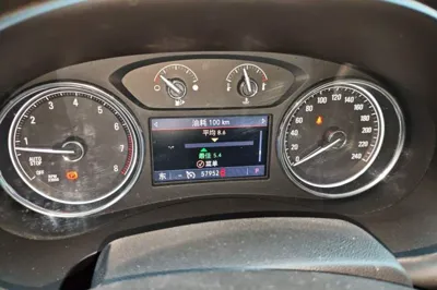 Buick LaCrosse 2022, 57900 км, за 96633.13 CNY