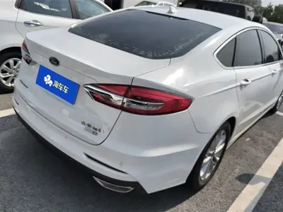 Ford Mondeo 2020, 82100 км, за 63500 CNY