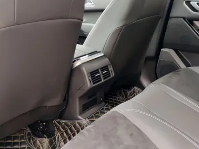 Land Rover Velar 2021, 71000 км, за 188800 CNY - фото 9