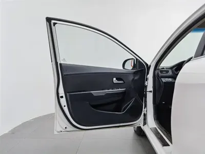 Kia K2 2015, 26400 км, за 21800 CNY - фото 8