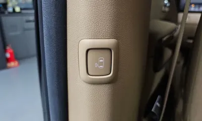 Kia Canival 2018, 130224 км, за 16500000 KRW - фото 17