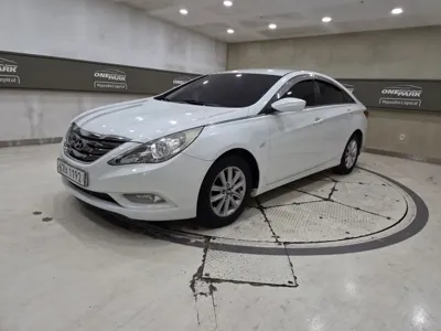 Hyundai Sonata 2010, 123000 км, за 2900000 KRW - фото 1