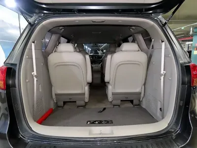 Kia Canival 2016, 163724 км, за 8000000 KRW - фото 19