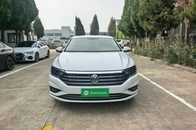 Volkswagen Sagitar 2021, 25400 км, за 75702.19 CNY