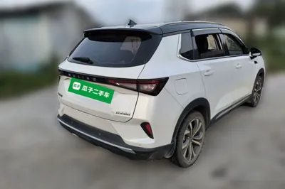 Wuling Asta 2021, 52800 км, за 43047.38 CNY - фото 6