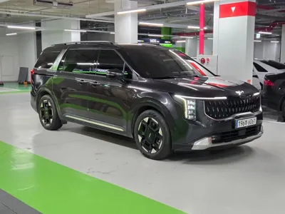 Kia Canival 2025, 15405 км, за 18710000 KRW