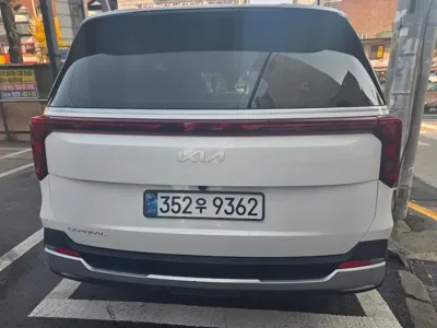 Kia Canival 2025, 14400 км, за 37890000 KRW