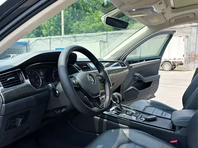 Volkswagen Phideon 2019, 100000 км, за 89800 CNY - фото 5