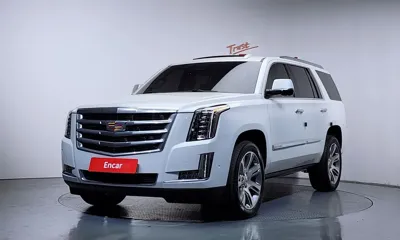 Cadillac Escalade · 2018 год