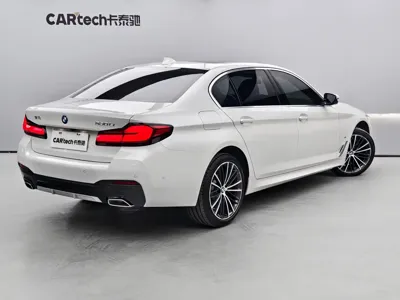 BMW 5 Series 2023, 58000 км, за 233000 CNY