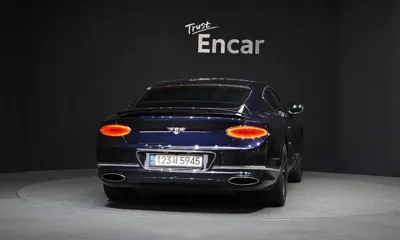 Bentley Continental 2019, 59868 км, за 151900000 KRW