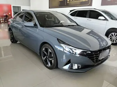 Hyundai Elantra 2023, 28100 км, за 77800 CNY