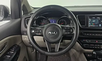 Kia Canival 2017, 126837 км, за 10800000 KRW - фото 14