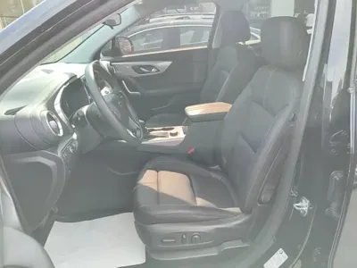Chevrolet Blazer 2023, 75200 км, за 95200 CNY - фото 15