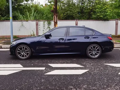 BMW 3 Series 2022, 58000 км, за 148800 CNY