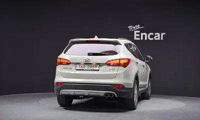 Hyundai Santafe 2015, 199151 км, за 8000000 KRW