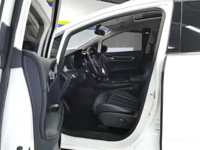 BYD MAX 2018, 76800 км, за 30800 CNY - фото 9