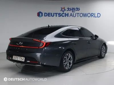Hyundai Sonata 2022, 58167 км, за 25990000 KRW