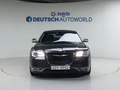Chrysler 300C 2016, 65128 км, за 9800000 KRW