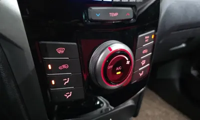 KG_Mobility_Ssangyong TIBOLI 2017, 163173 км, за 3500000 KRW - фото 16