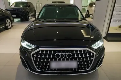 Audi A8 2023, 62200 км, за 464321.7 CNY