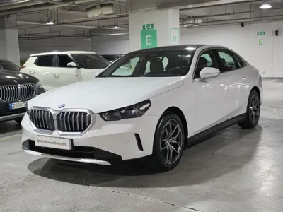 BMW 5-Series · 2025 год