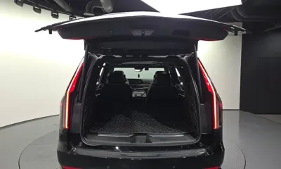 Cadillac Escalade 2023, 35132 км, за 70310000 KRW - фото 20