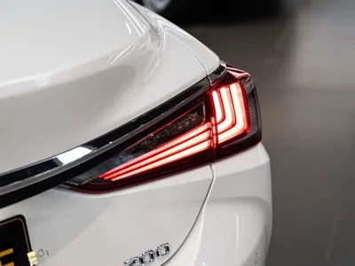 Lexus ES 2024, 39600 км, за 219600 CNY - фото 7