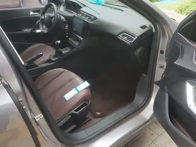 Peugeot 308 2017, 84600 км, за 19500 CNY - фото 8