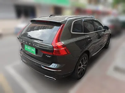 Volvo XC60 2020, 81300 км, за 133335.37 CNY